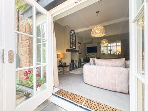 Photo 11- click for photo gallery